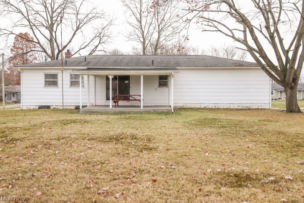 3641 Longfield Road Ravenna, OH 44266 - Photo 5 of 32 Ranch-style house featuring a front yard