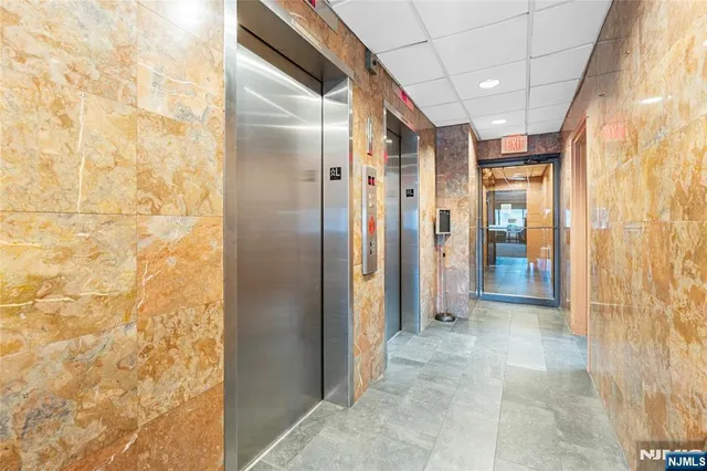 $299,900 | 307 Prospect Avenue, Unit 17D, Hackensack, NJ 07601