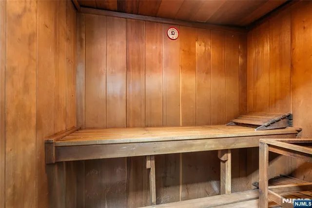 $299,900 | 307 Prospect Avenue, Unit 17D, Hackensack, NJ 07601