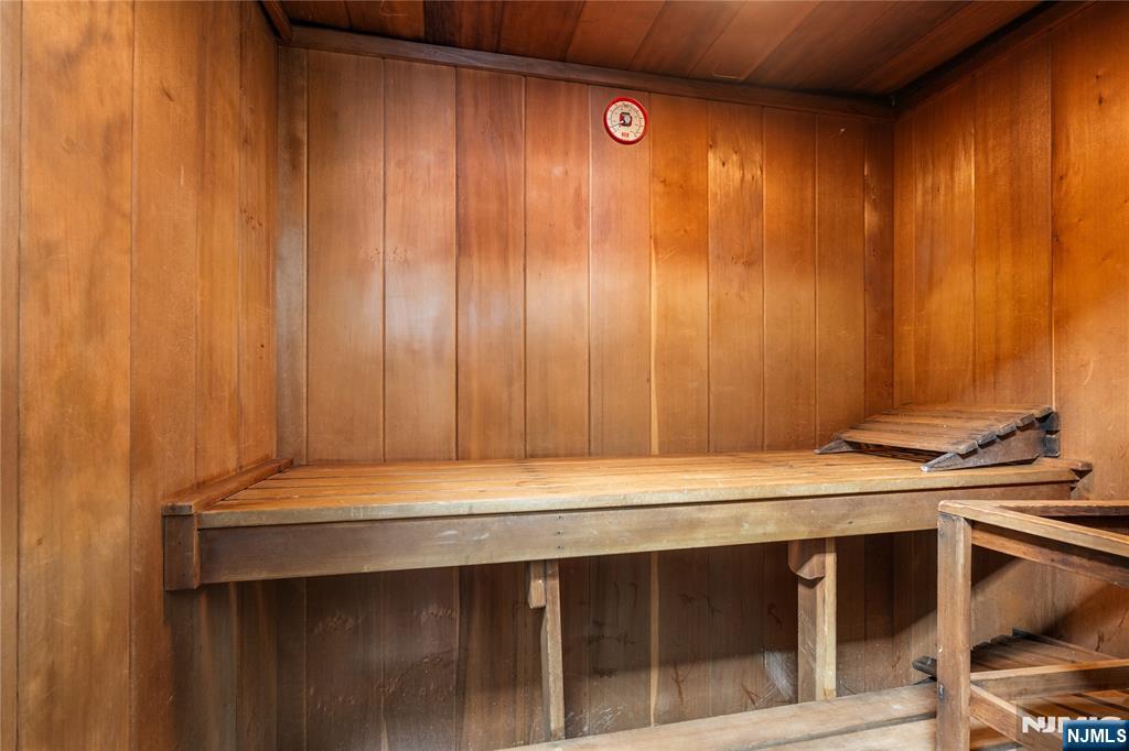 307 Prospect Avenue, Unit 17D Hackensack, NJ 07601 - Photo 23 of 29