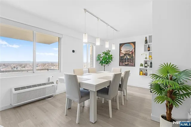 $299,900 | 307 Prospect Avenue, Unit 17D, Hackensack, NJ 07601