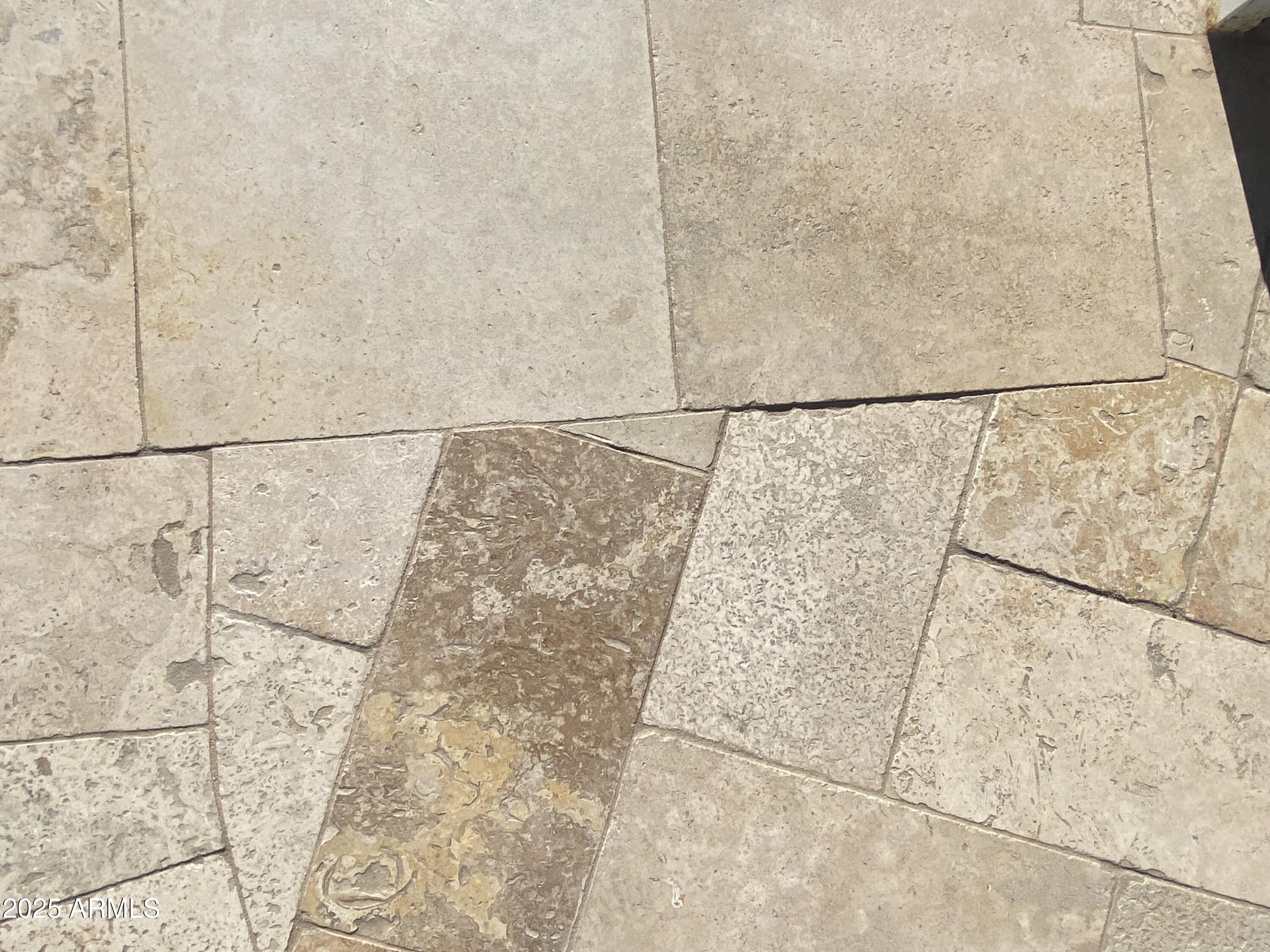 1279 South Sioux Drive Apache Junction, AZ 85119 - Photo 3 of 34 a bathroom with a shower