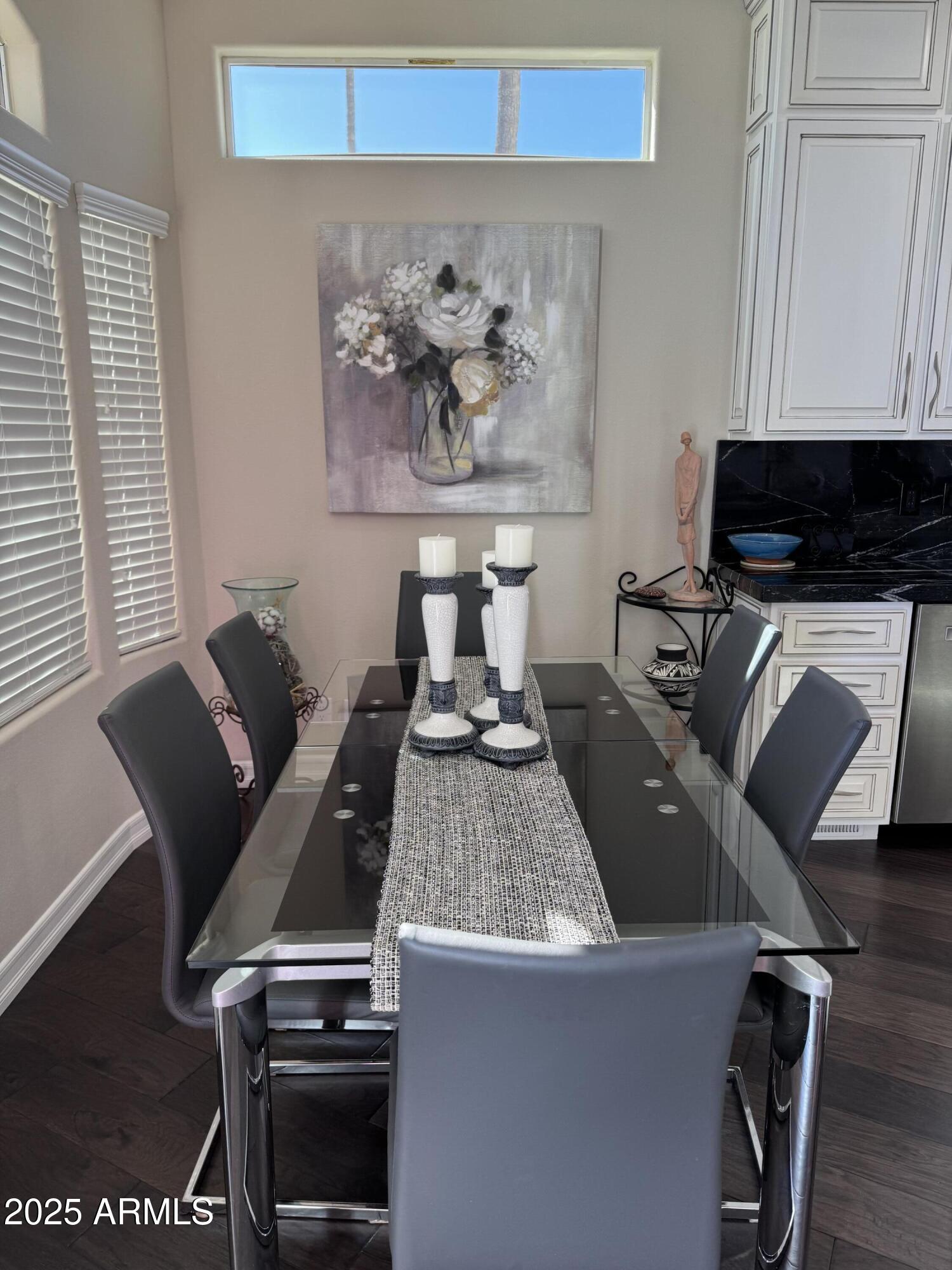 1279 South Sioux Drive Apache Junction, AZ 85119 - Photo 9 of 34 a living room with furniture and a fireplace