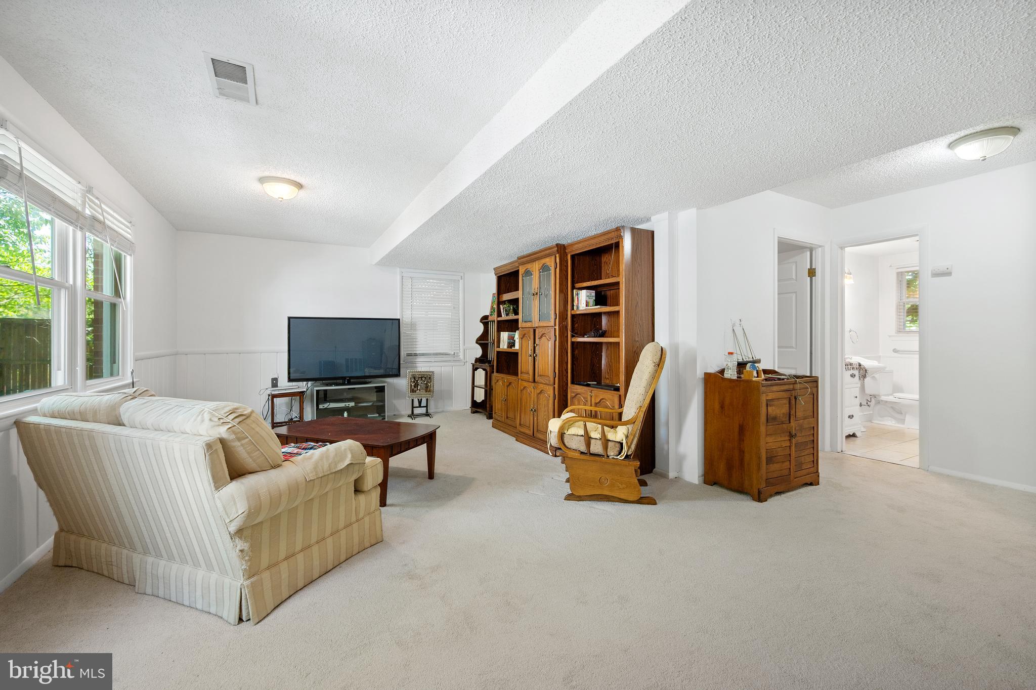 13901 Zeigler Way Silver Spring, MD 20904 - Photo 23 of 39