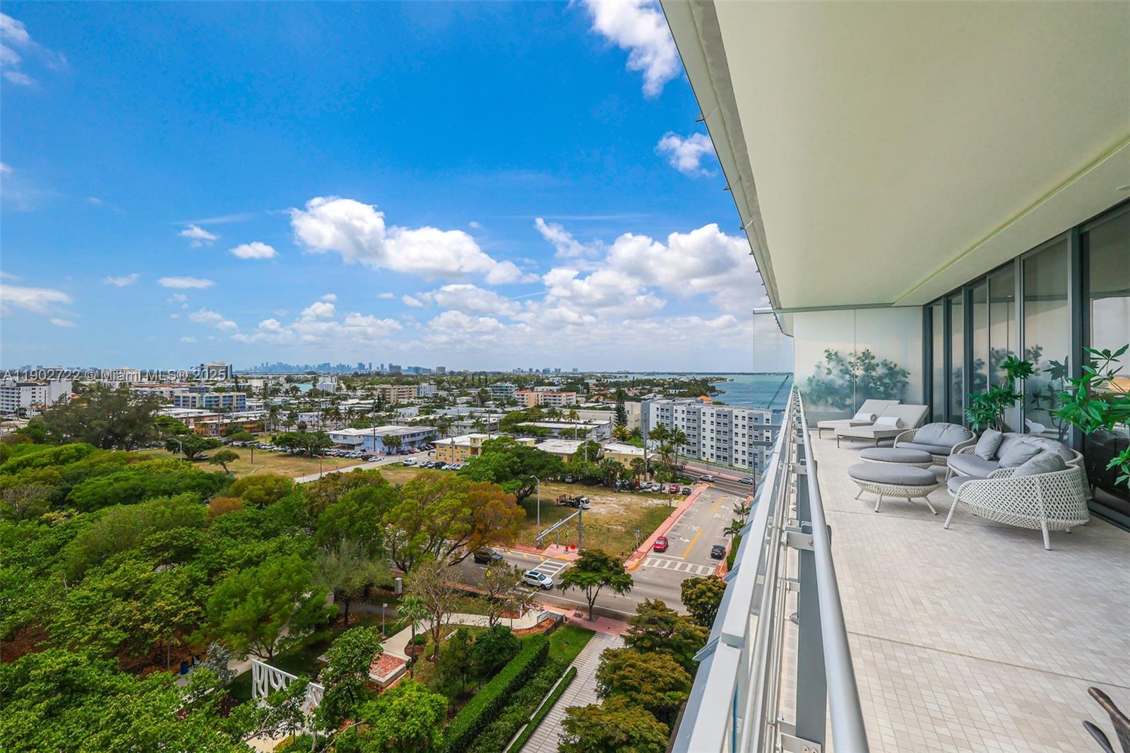 8701 Collins Avenue, Unit 904 Miami Beach, FL 33154 - Photo 14 of 73