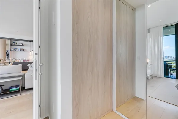 $6,250,000 | 8701 Collins Avenue, Unit 904, Miami Beach, FL 33141