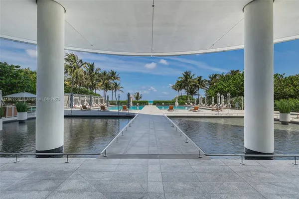 $6,250,000 | 8701 Collins Avenue, Unit 904, Miami Beach, FL 33141