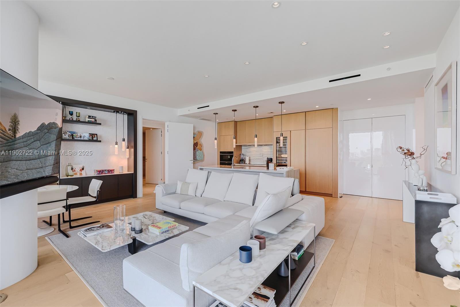 8701 Collins Avenue, Unit 904 Miami Beach, FL 33154 - Photo 6 of 73