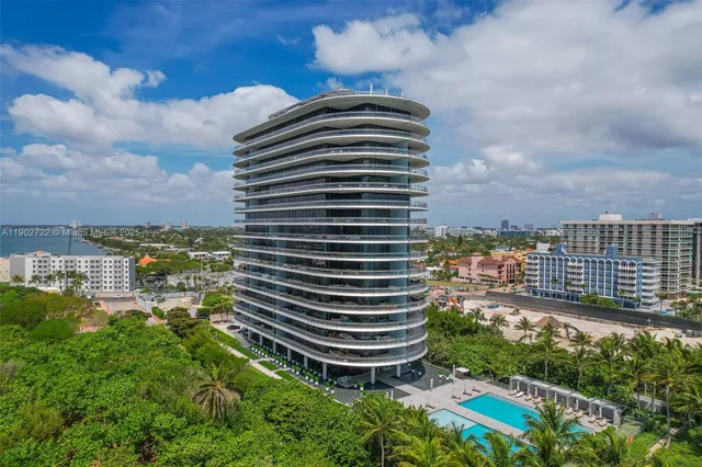 $6,250,000 | 8701 Collins Avenue, Unit 904, Miami Beach, FL 33154