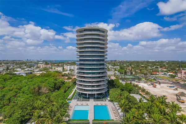 $6,250,000 | 8701 Collins Avenue, Unit 904, Miami Beach, FL 33141