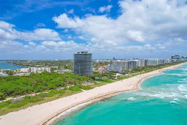 $6,250,000 | 8701 Collins Avenue, Unit 904, Miami Beach, FL 33141