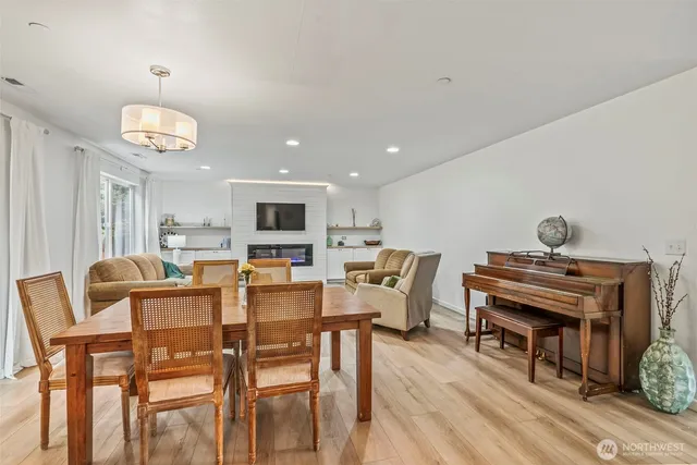 $599,900 | 26 Marina Drive, Cathlamet, WA 98612