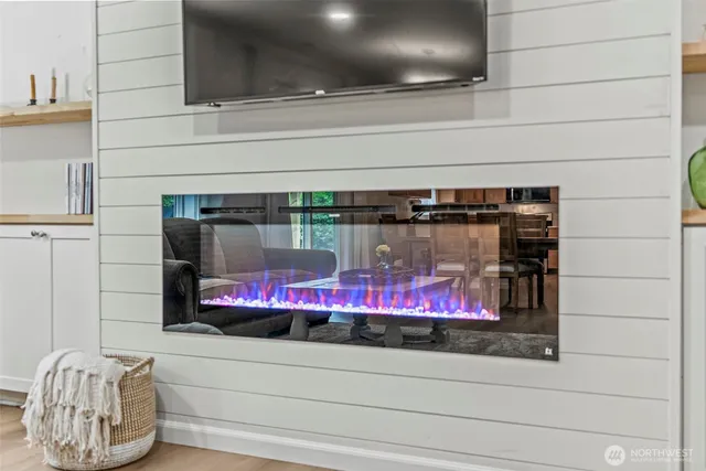 $599,900 | 26 Marina Drive, Cathlamet, WA 98612