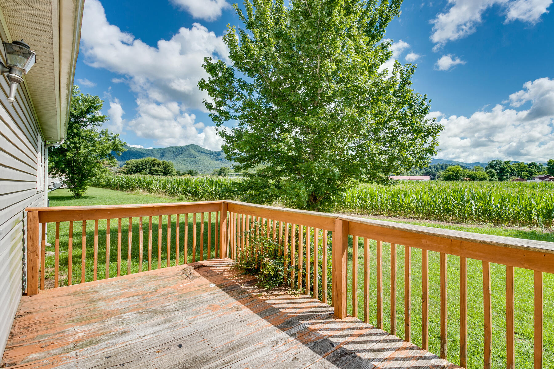 1825 Corby Bridge Road Chuckey, TN 37641 - Photo 32 of 34 032