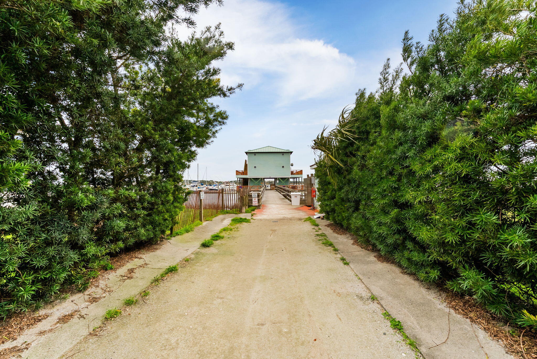 67 West We 10th Street, Unit D24 Folly Beach, SC 29439 - Photo 6 of 12 2-web-or-mls-BARCLAY MEDIA CO-2