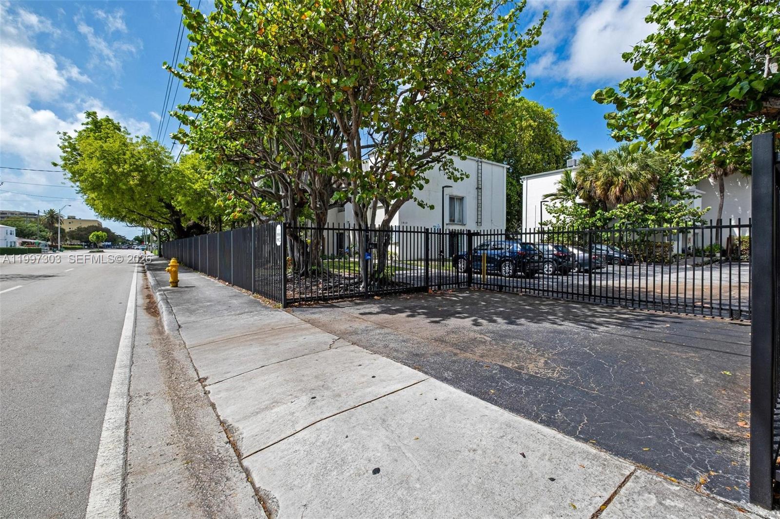 1916 Southwest 17th Avenue, Unit 34 Miami, FL 33145 - Photo 25 of 28