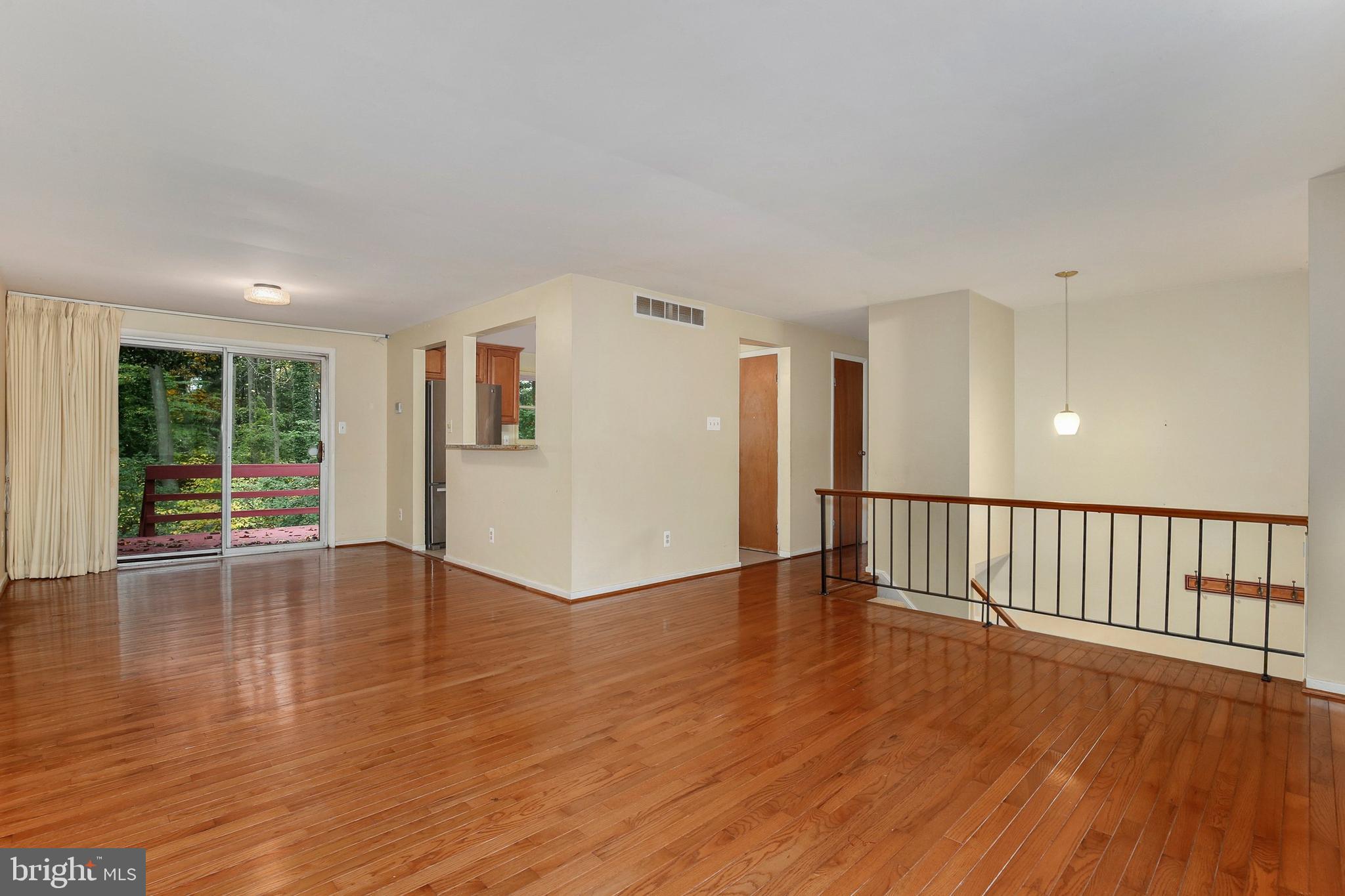 5230 Eliots Oak Road Columbia, MD 21044 - Photo 5 of 39 Gallery Image 5