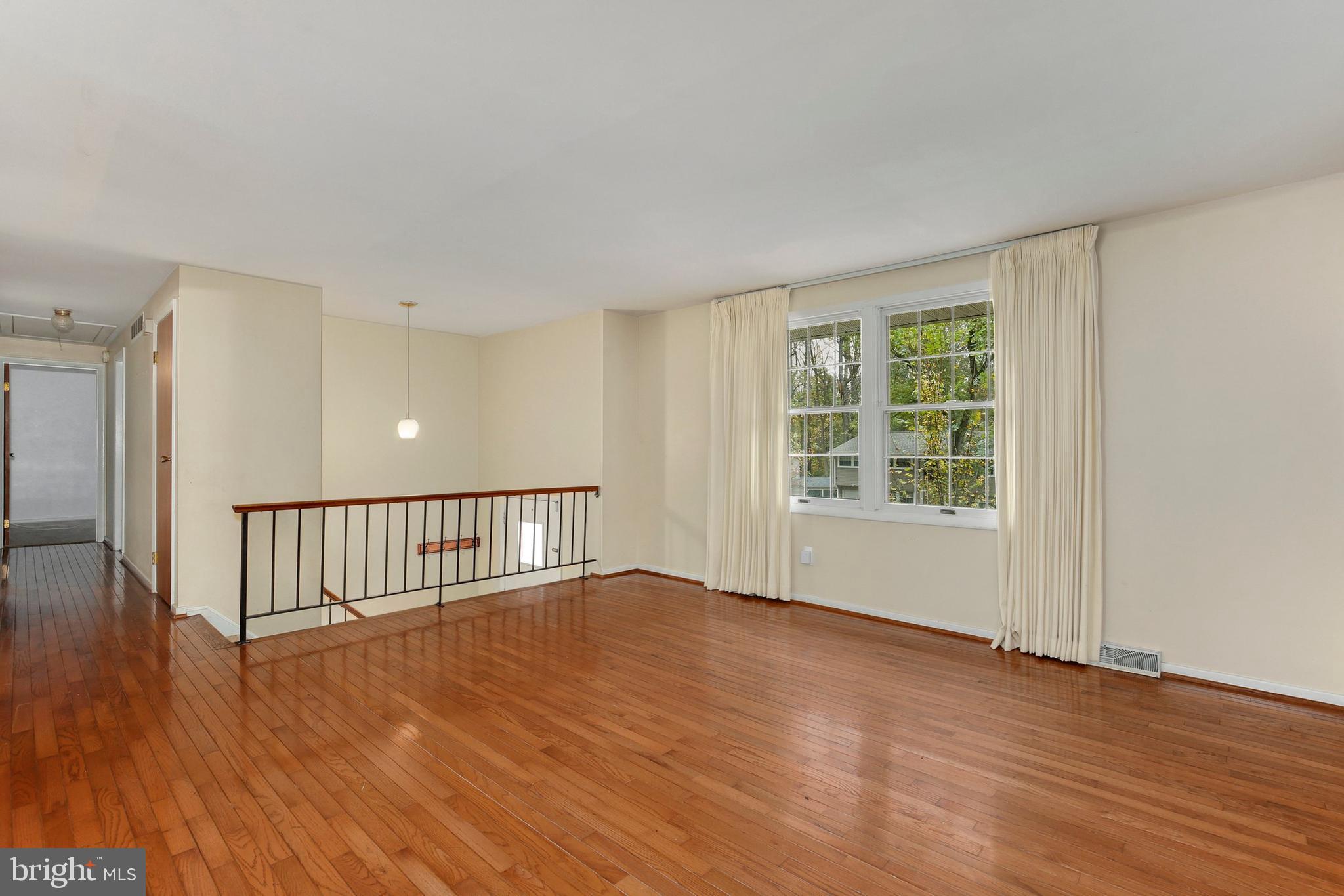 5230 Eliots Oak Road Columbia, MD 21044 - Photo 6 of 39 Gallery Image 6