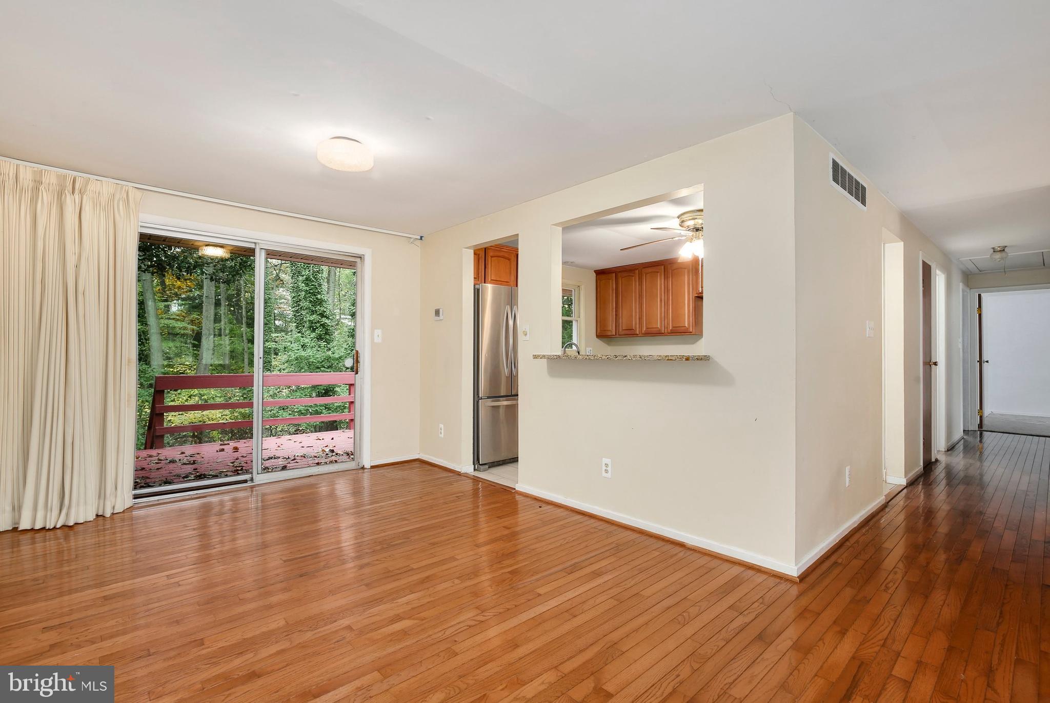 5230 Eliots Oak Road Columbia, MD 21044 - Photo 10 of 39 Gallery Image 10