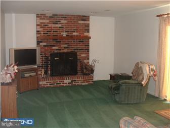 3375 Roxbury Road Hatfield, PA 19440 - Photo 4 of 11 Family Room