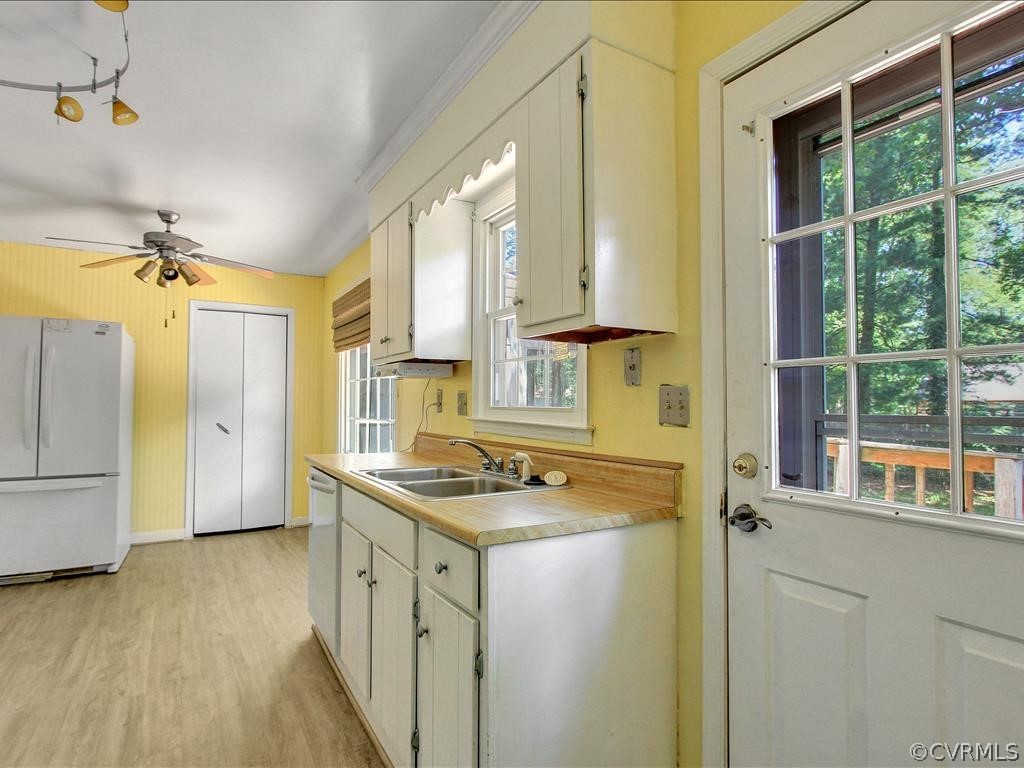 8212 Boones Trail Road Chesterfield, VA 23832 - Photo 8 of 25
