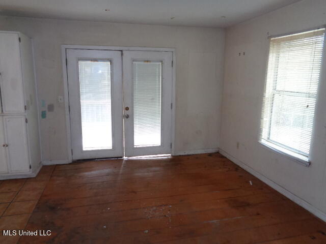 139 September Lane Lucedale, MS 39452 - Photo 5 of 24 5