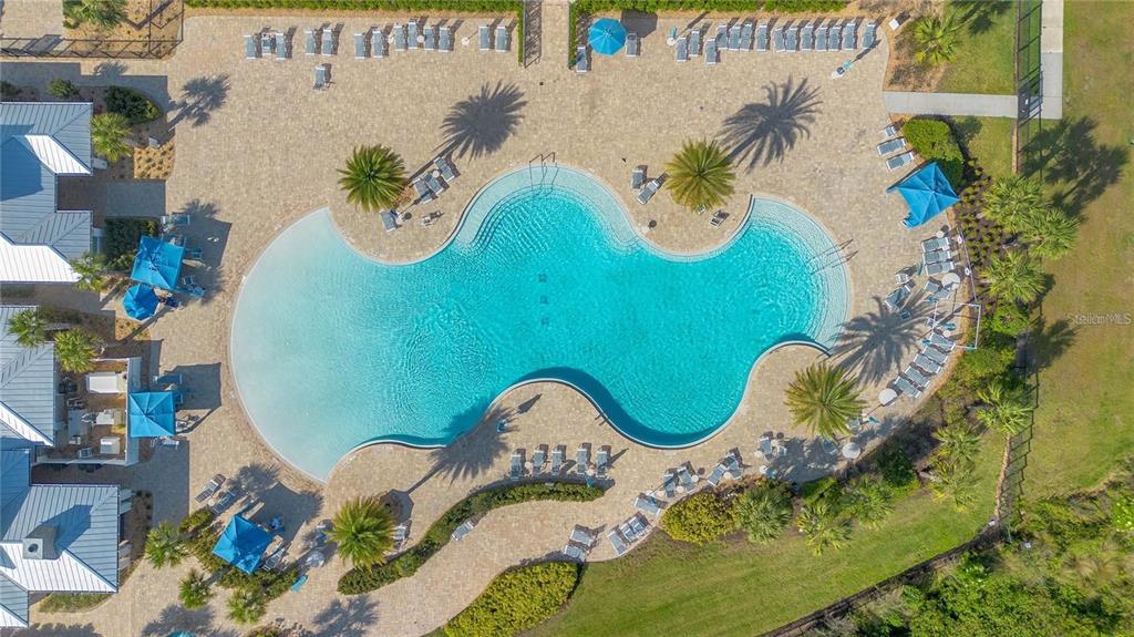 2600 Meadowedge Loop St. Cloud, FL 34772 - Photo 71 of 82 an aerial view of a swimming pool