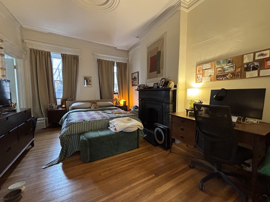 69 Charles Street, Unit 1 Boston, MA 02114 - Photo 8 of 14