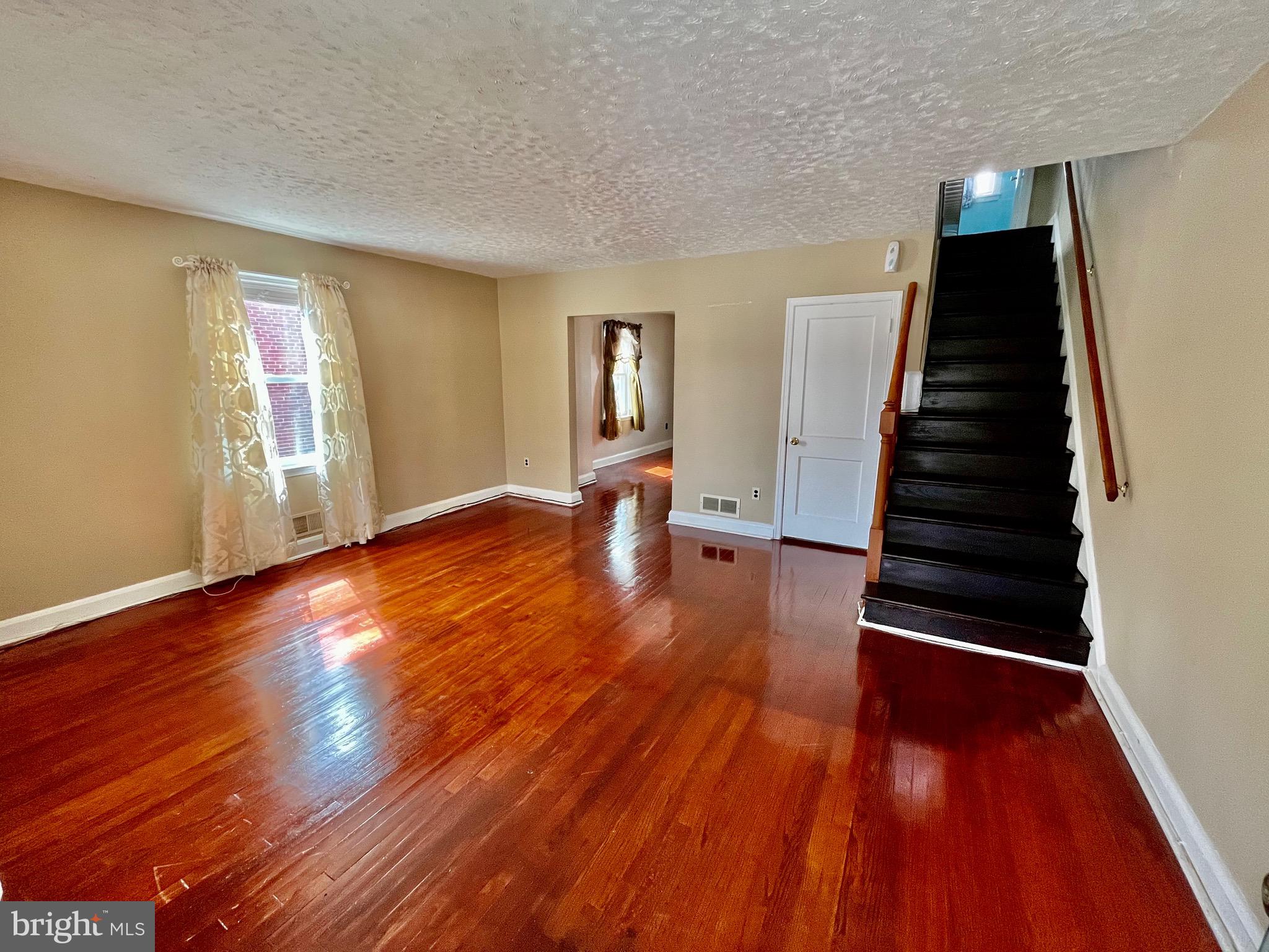 2129 Vailthorn Road Middle River, MD 21220 - Photo 9 of 20 Gallery Image 9
