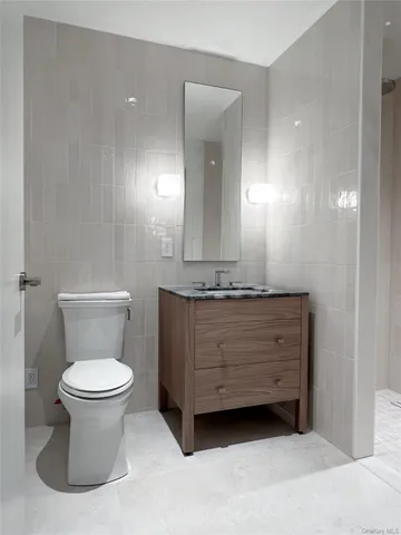 $3,800 | 30-55 Vernon Boulevard, Unit 6G | Astoria