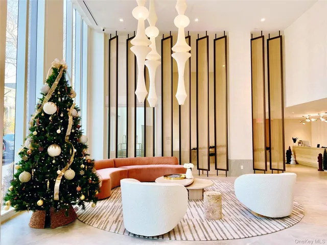 $3,800 | 30-55 Vernon Boulevard, Unit 6G | Astoria