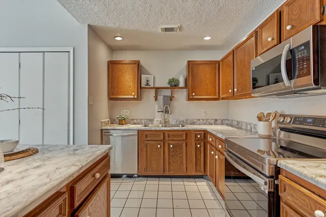 $1,700 | 23419 Summer Pine Drive, Spring, TX 77373