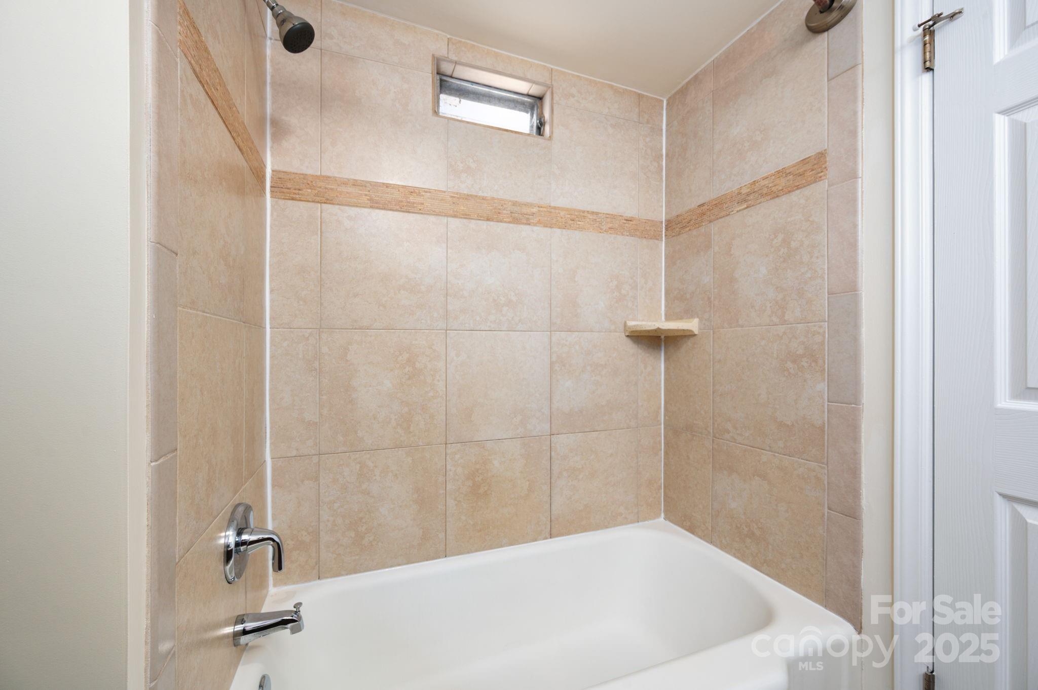 49 Pinedale Road Asheville, NC 28805 - Photo 17 of 38