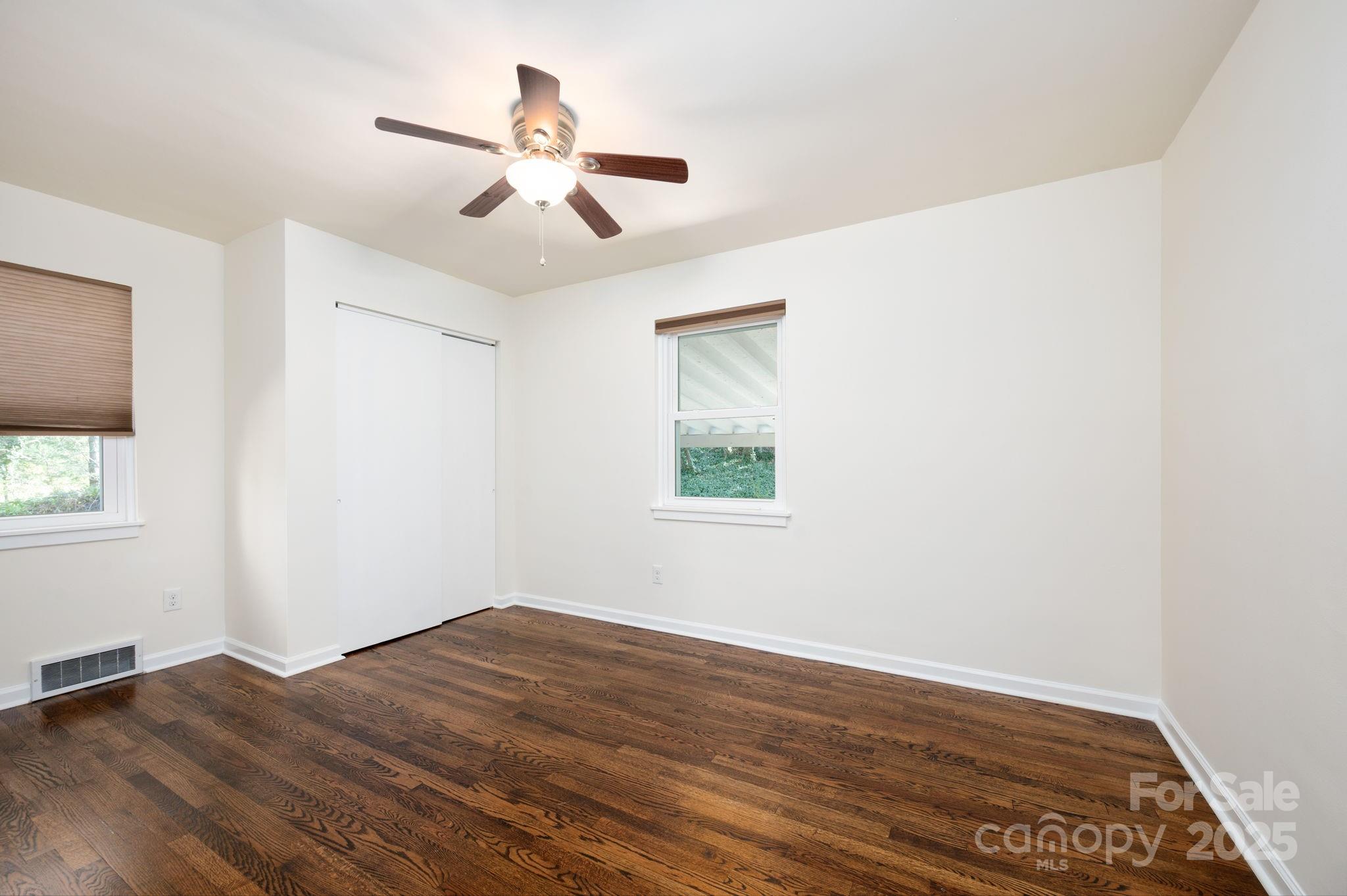 49 Pinedale Road Asheville, NC 28805 - Photo 22 of 38