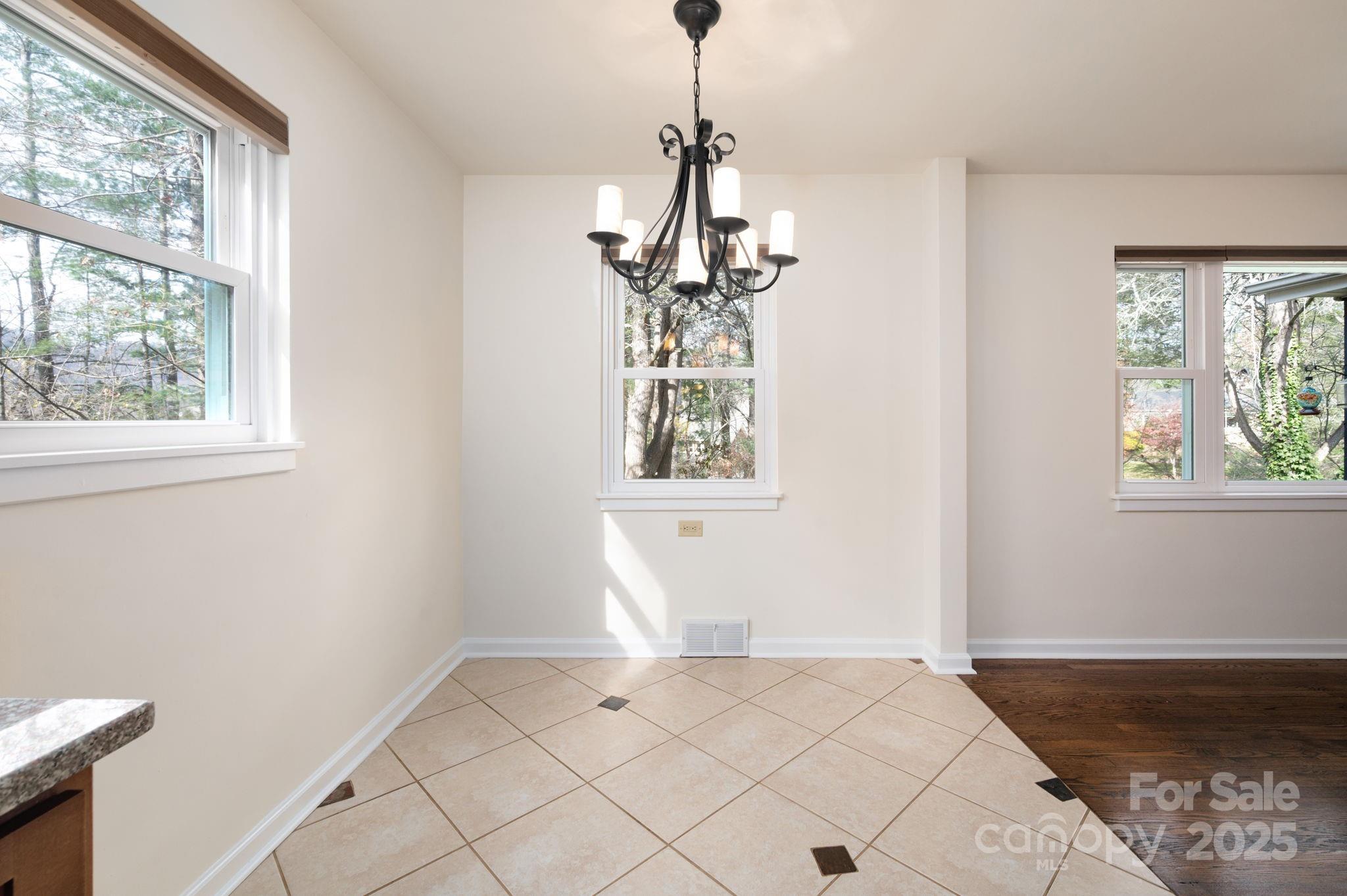 49 Pinedale Road Asheville, NC 28805 - Photo 10 of 38