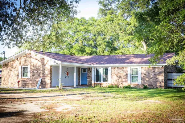 $292,000 | 6036 Oakwood Drive, Milton, FL 32570