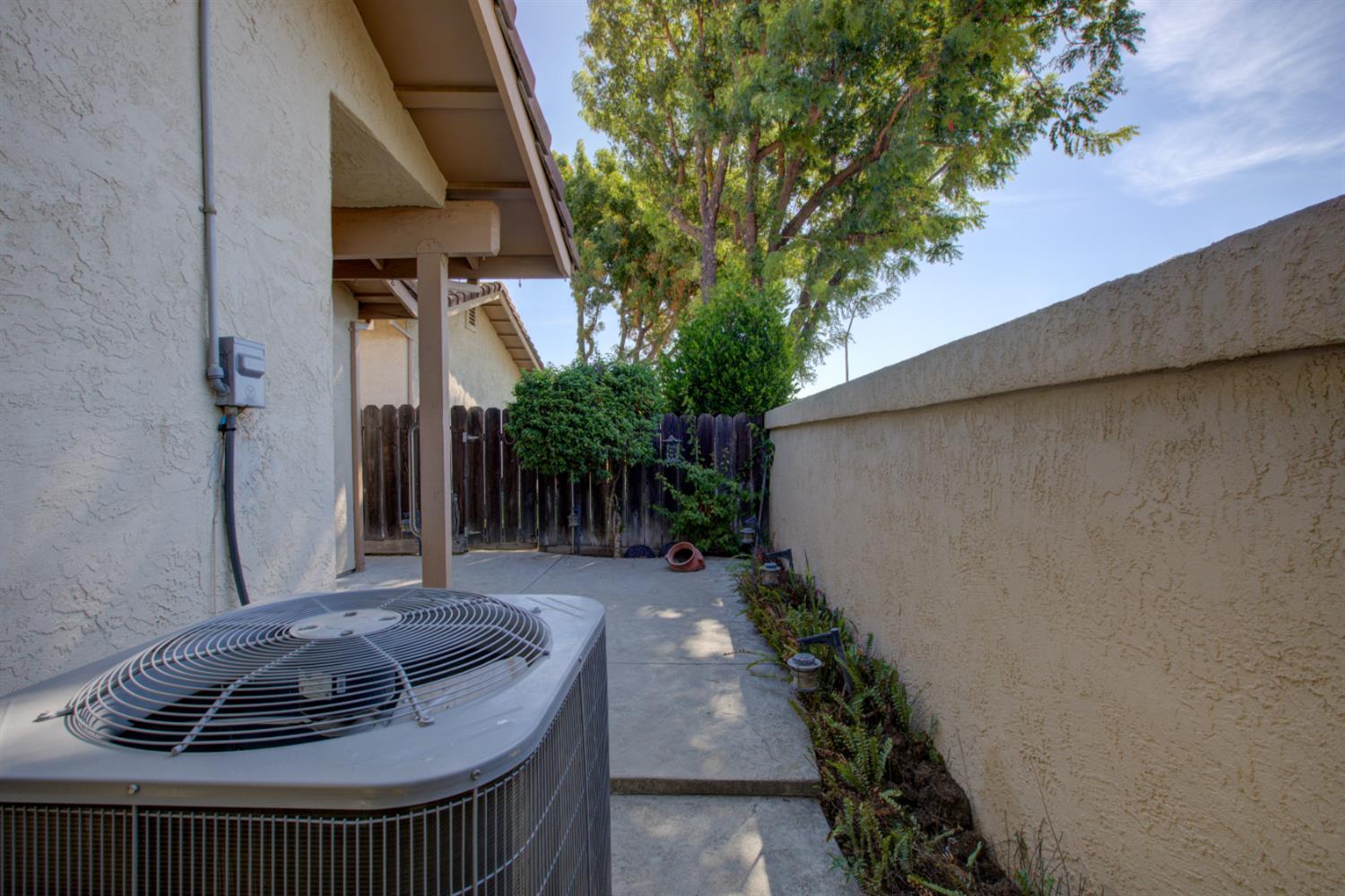 1311 Trinity Way Turlock, CA 95382 - Photo 25 of 27 Gallery Image 25