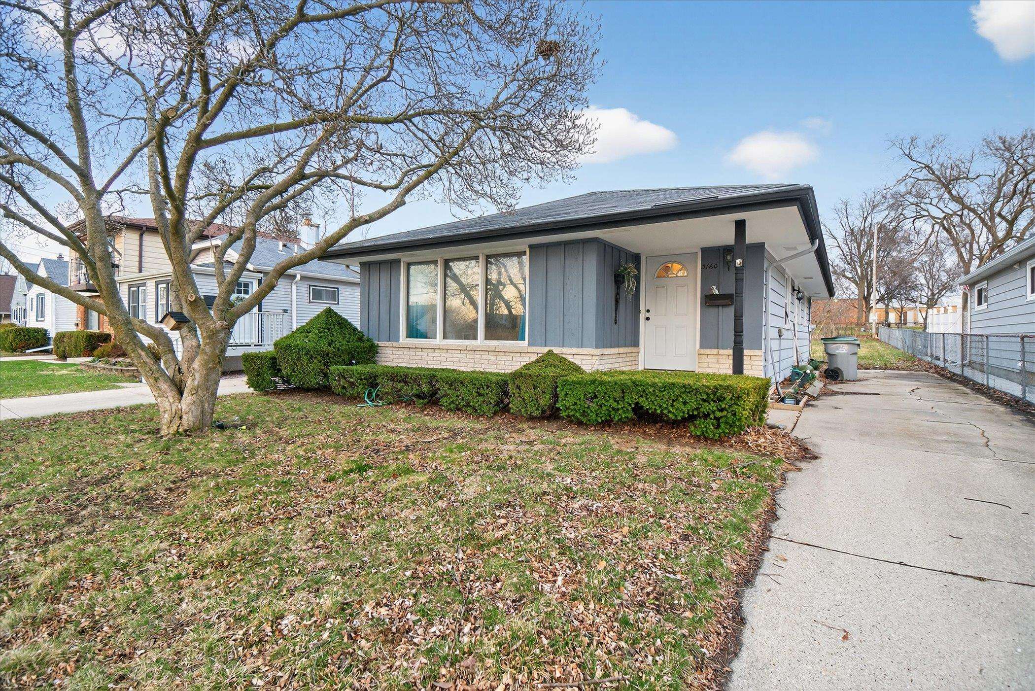 3160 South 95th Street Milwaukee, WI 53227 - Photo 2 of 34