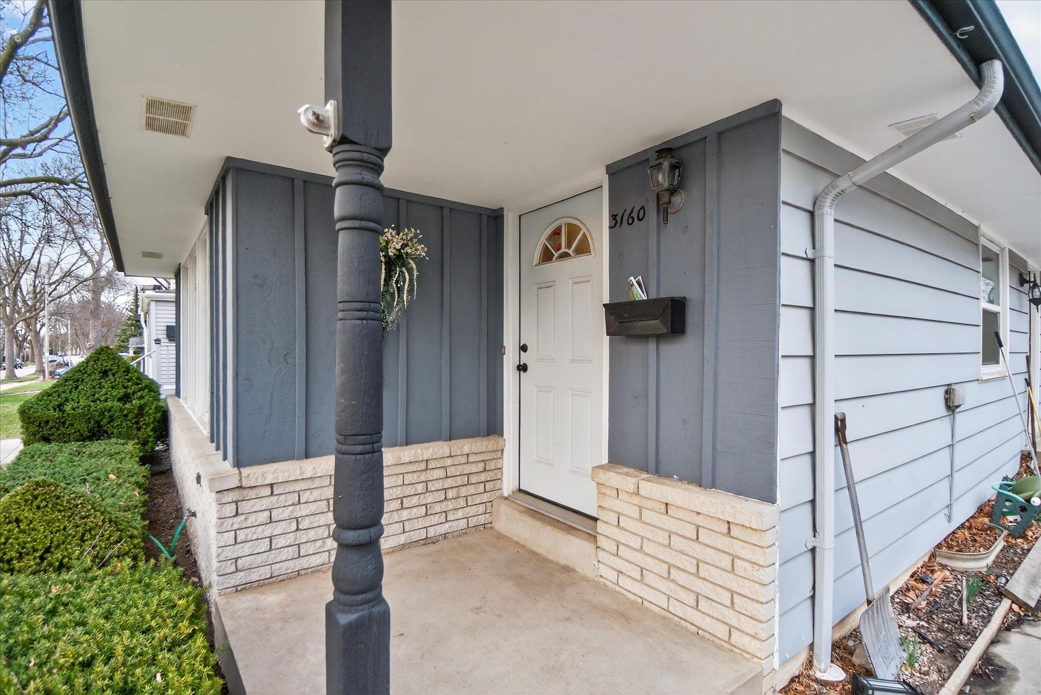 3160 South 95th Street Milwaukee, WI 53227 - Photo 6 of 34