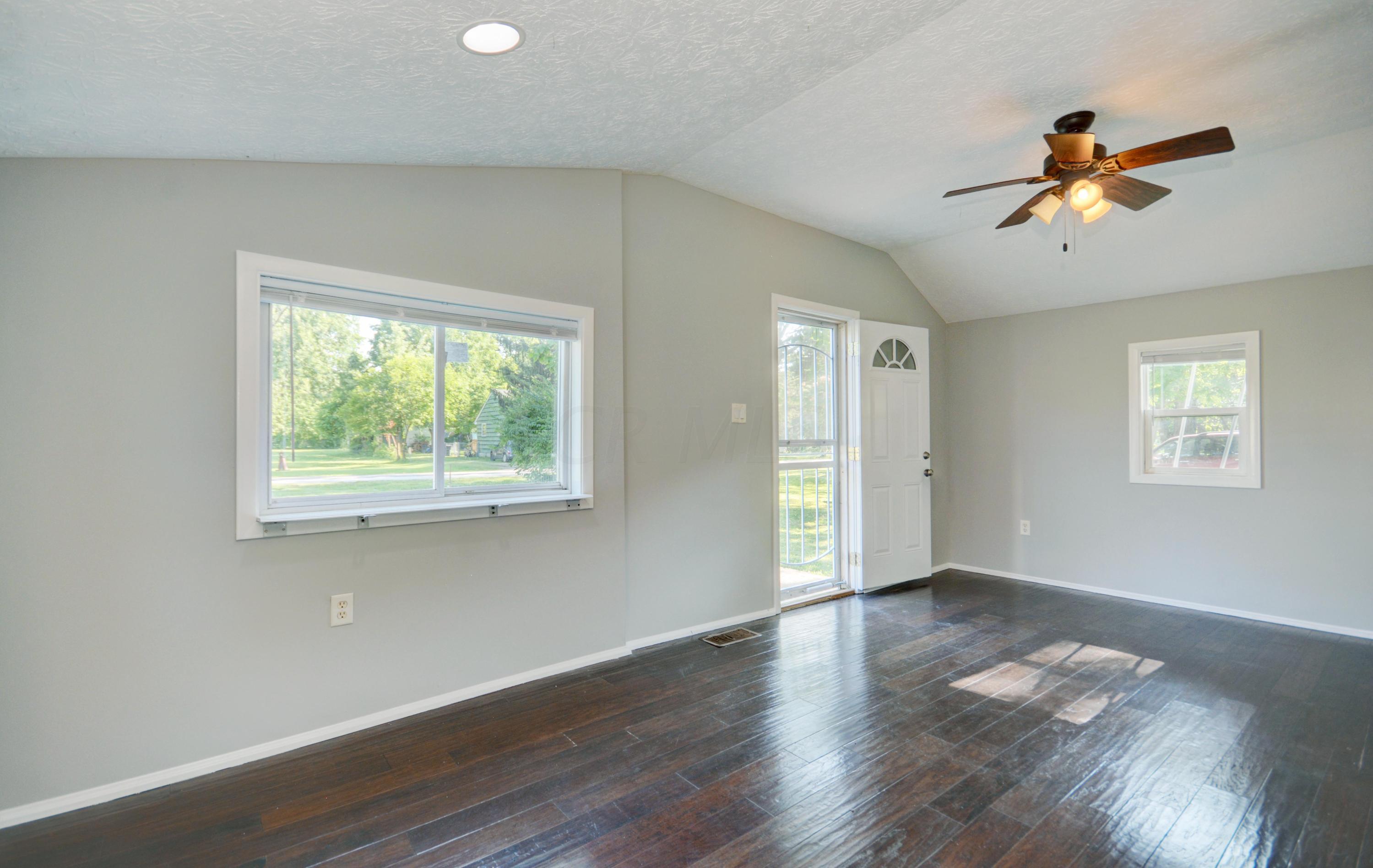 1716 Sale Road Columbus, OH 43224 - Photo 5 of 22