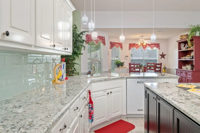 $430,000 | 5863 Hunting Meadows Drive, Crestview, FL 32536