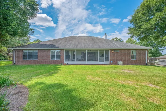 $430,000 | 5863 Hunting Meadows Drive, Crestview, FL 32536