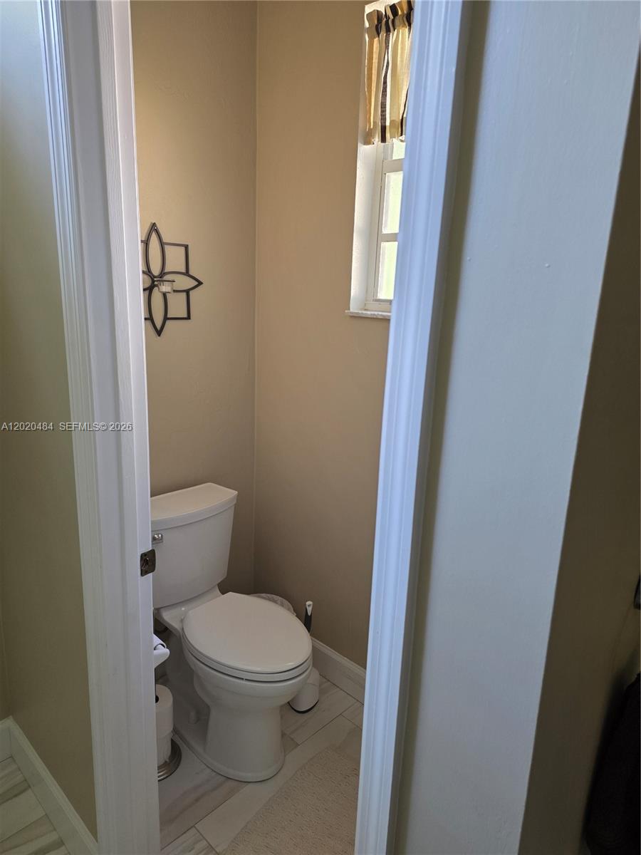 9906 Southwest 42nd Road Gainesville, FL 32608 - Photo 10 of 27