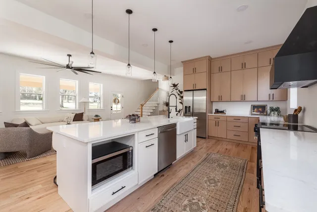 $989,000 | 709 Tahlena Avenue, Madison, TN 37115