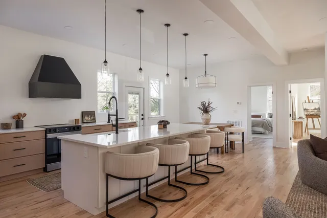 $989,000 | 709 Tahlena Avenue, Madison, TN 37115