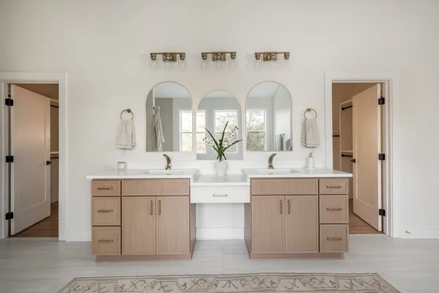 $989,000 | 709 Tahlena Avenue, Madison, TN 37115