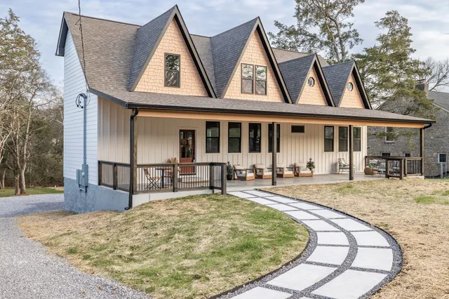 $989,000 | 709 Tahlena Avenue, Madison, TN 37115