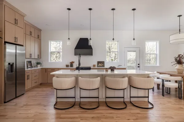a view of entryway and hall