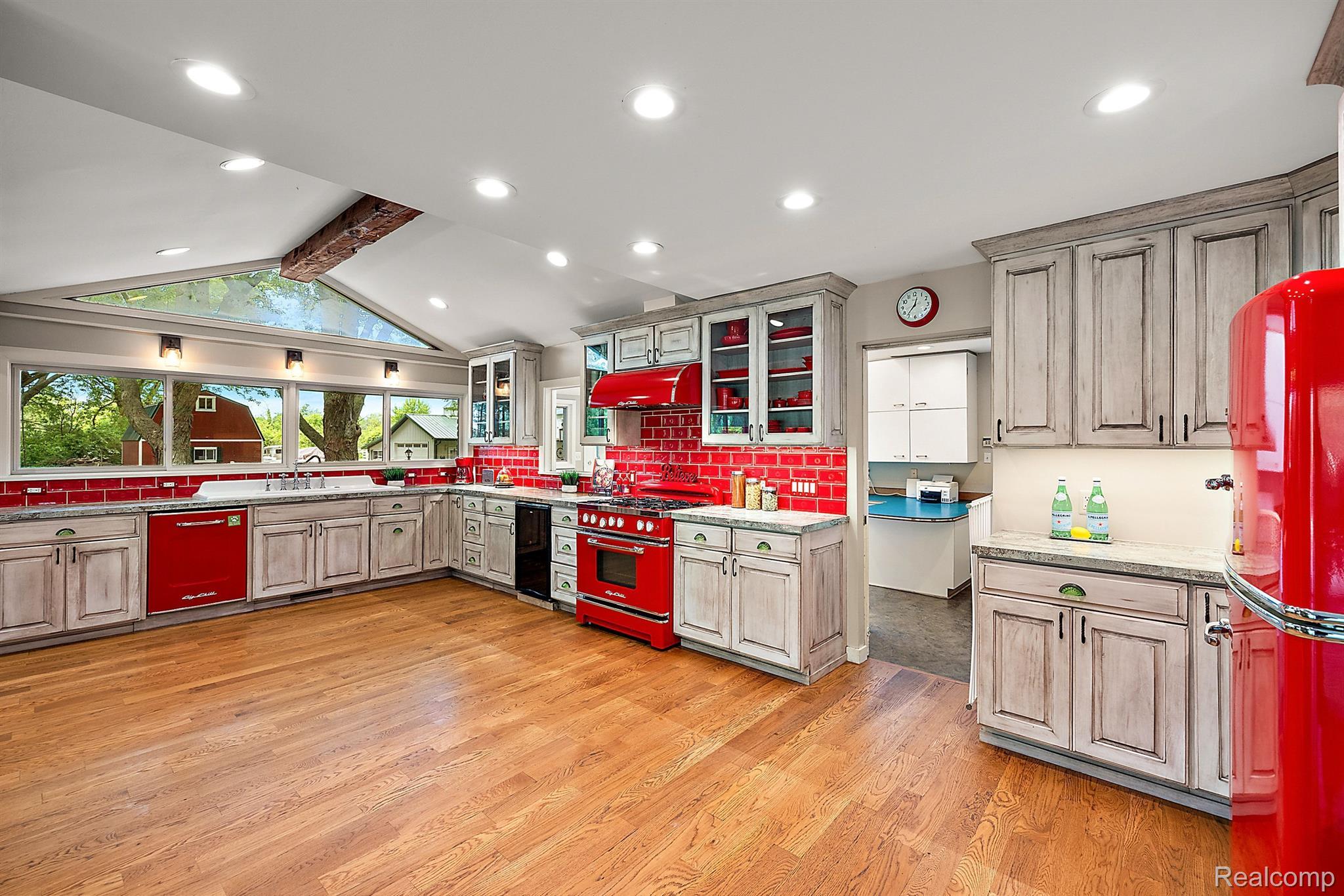 5725 South Weed Road Plymouth, MI 48170 - Photo 19 of 90 Gallery Image 19