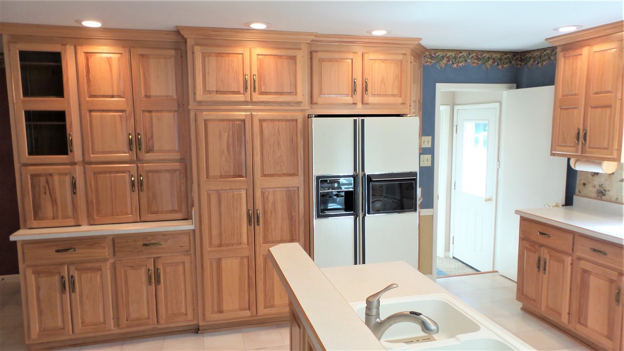 304 Eastside Park Road Washington, IN 47501 - Photo 4 of 27 Gallery Image 4